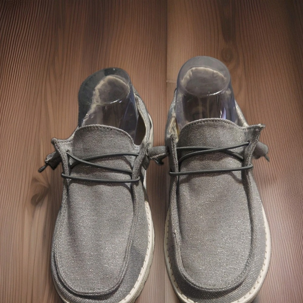 Hey Dude Wendy Metallic Silver Sparkle Shoes Rose Gold Size W9 Slip Ons Y2K - Picture 1 of 11